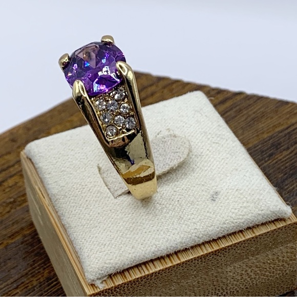 NEW amethyst glass large sparkling cocktail ring gold plated sz 9 - Picture 4 of 10